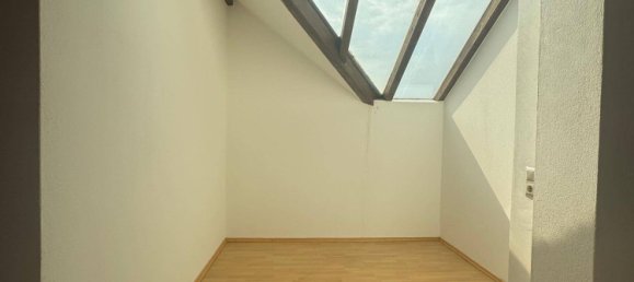3 rooms Apartment in Eggenberg, Austria No. 187893 5