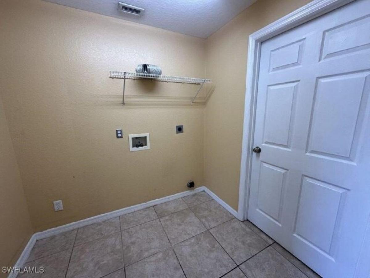 3 bedrooms House in Cape Coral, USA No. 437879