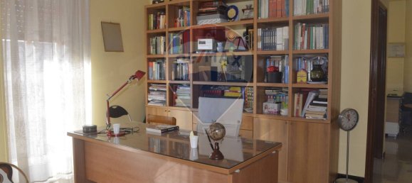 4 غرف نوم منزل في Vittoria, Italy رقم 266420 10