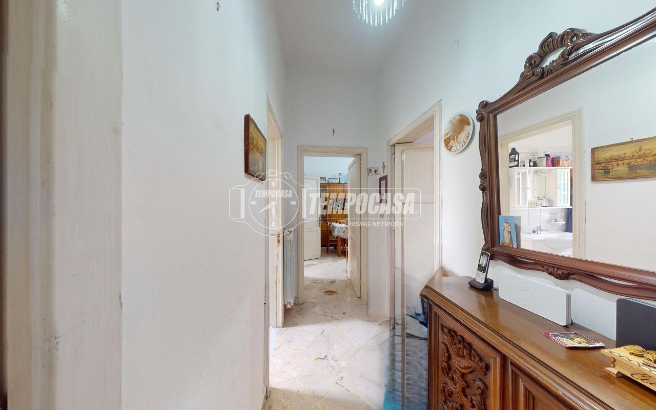 3غرفة شقة في Cursi, Italy رقم 77225