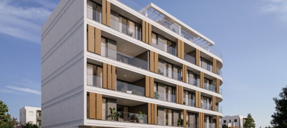 3 bedrooms Apartment in Larnaca, Cyprus No. 28717 3