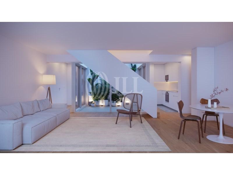 4 bedrooms Duplex in Lisbon, Portugal No. 68891