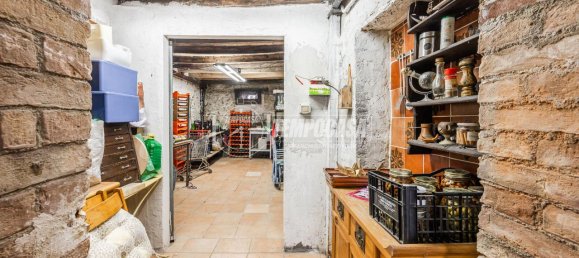 Квартира с 3 комнатами в Кастельветро ди Модена, Италия № 81812 37