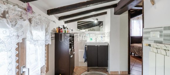 Квартира с 3 комнатами в Кастельветро ди Модена, Италия № 81812 26