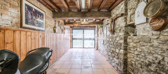 Квартира с 3 комнатами в Кастельветро ди Модена, Италия № 81812 36