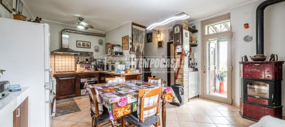 Квартира с 3 комнатами в Кастельветро ди Модена, Италия № 81812 5