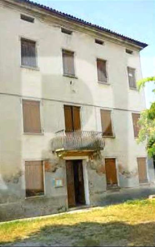 19 rooms House in Battaglia Terme, Italy No. 218254