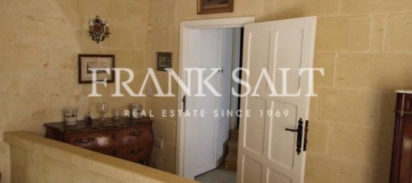 Дом с 4 спальнями в Муншар, Мальта № 11 18