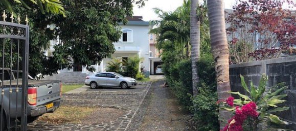9 bedrooms Commercial property in Vacoas-Phoenix, Mauritius No. 230 7