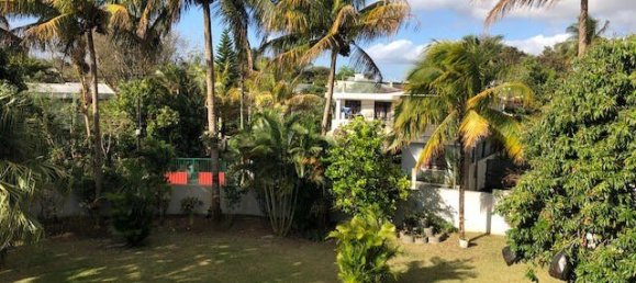 9 bedrooms Commercial property in Vacoas-Phoenix, Mauritius No. 230 11