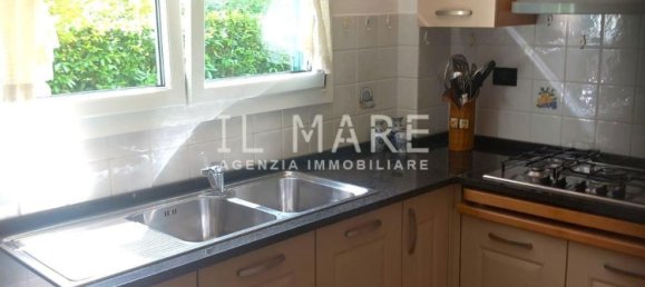 8 rooms Villa in Massa, Italy No. 46351 10