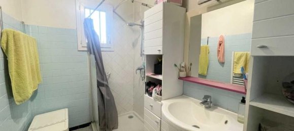 3 bedrooms House in Robion, France No. 197535 9