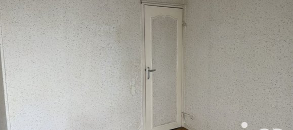 2 bedrooms Apartment in Sin-le-Noble, France No. 216404 10