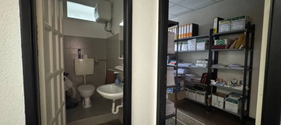 7 rooms Apartment in Savona, Italy No. 267964 13