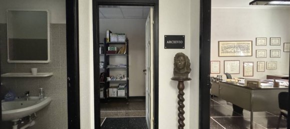 7 rooms Apartment in Savona, Italy No. 267964 7