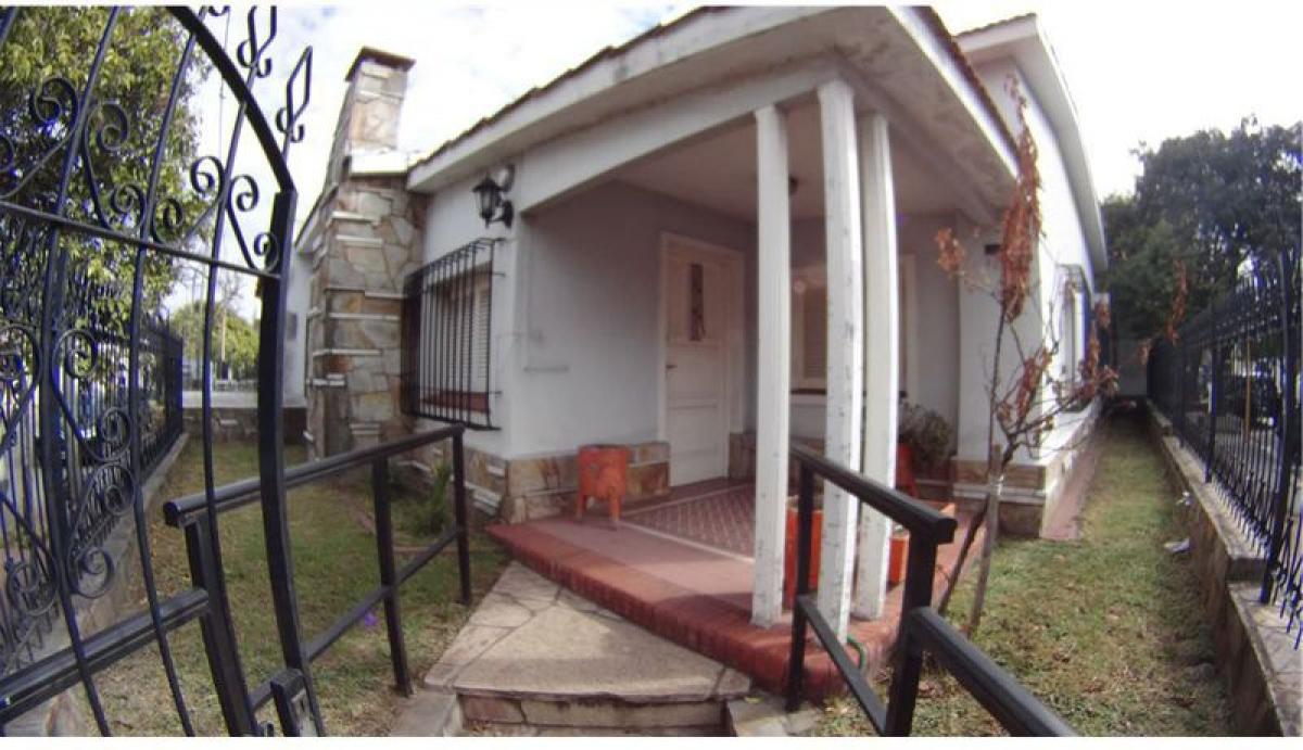 3 bedrooms House in Cordoba, Argentina No. 3576