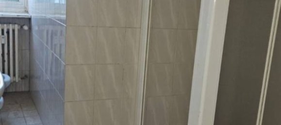 2 bedrooms Apartment in Turin, Italy No. 169523 7