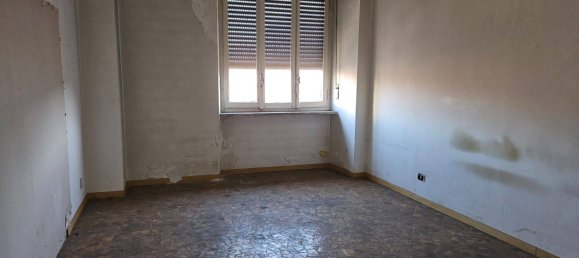 2 bedrooms Apartment in Turin, Italy No. 169523 12
