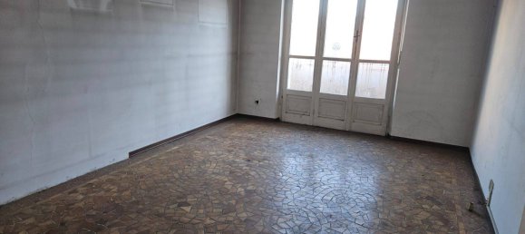 2 bedrooms Apartment in Turin, Italy No. 169523 4