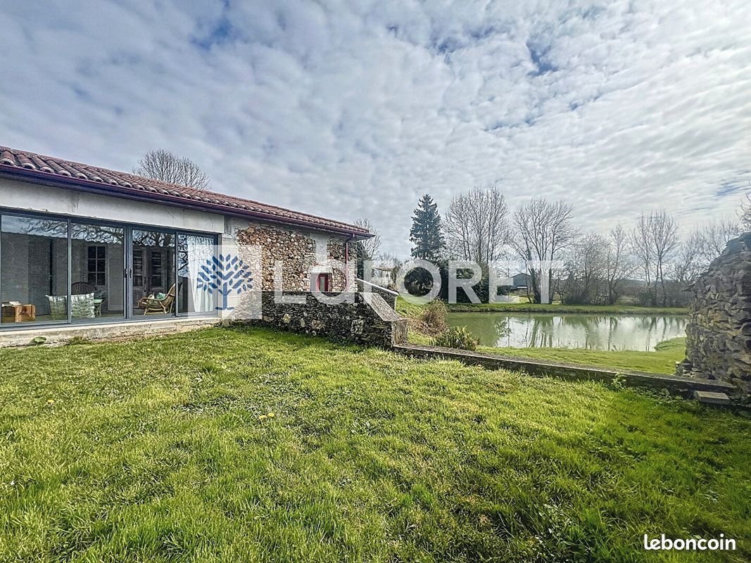 5 bedrooms House in L'Absie, France No. 98426
