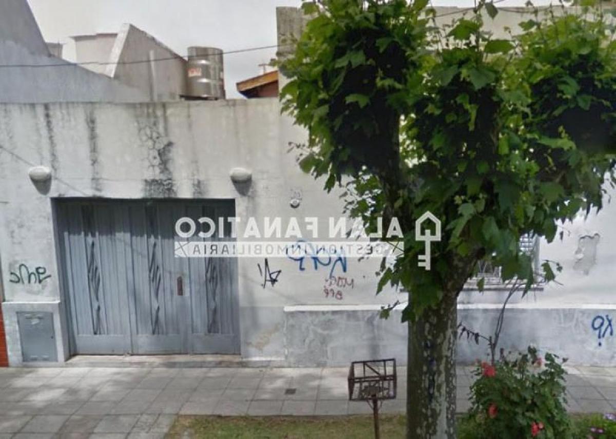 Studio in General San Martin, Argentina No. 64265