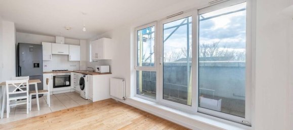 2 Schlafzimmer Wohnung in Edgware, United Kingdom, Nr. 9477 2