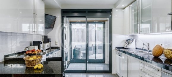 5 غرف نوم منزل ذو طابقين في Lisbon, Portugal رقم 104117 7