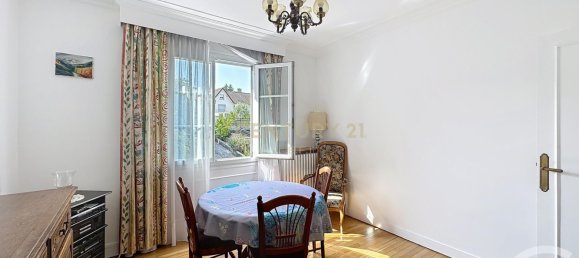 2 Schlafzimmer Haus in Noisy-le-Grand, France, Nr. 343749 4
