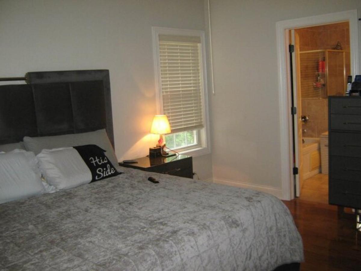 5 bedrooms House in Bensenville, USA No. 381464