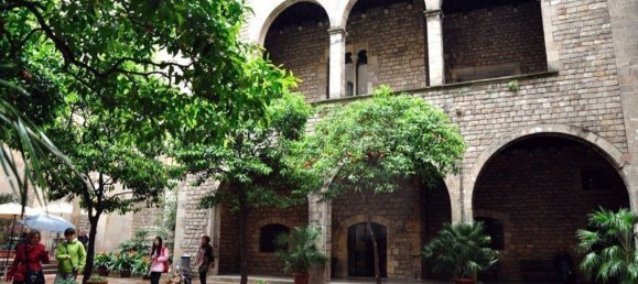 Bâtiment à Ciutat Vella, Spain 1100m² No. 116200 8