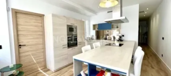 3 bedrooms Penthouse in Madrid, Spain No. 176744 3