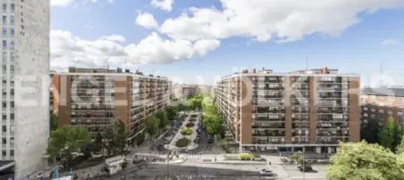 3 bedrooms Penthouse in Madrid, Spain No. 176744 23