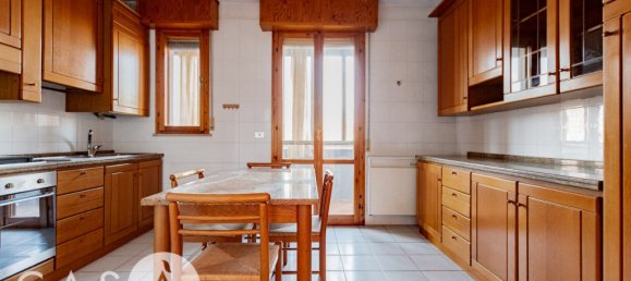 Apartamento T3 em Cesena, Italy N.º 101598 3