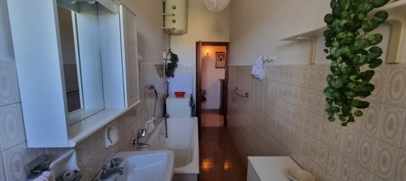 4 bedrooms Apartment in Florence, Italy No. 347898 20