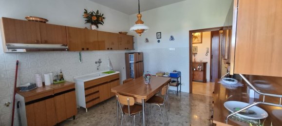 4 bedrooms Apartment in Florence, Italy No. 347898 11