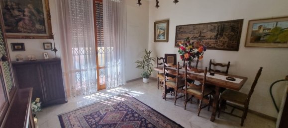 4 bedrooms Apartment in Florence, Italy No. 347898 8