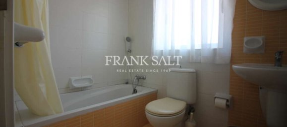 3 chambres Appartement à Saint Paul's Bay, Malta No. 2122 5