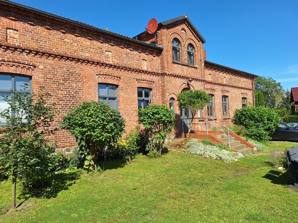 403m² Building in Demmin, Germany No. 275744