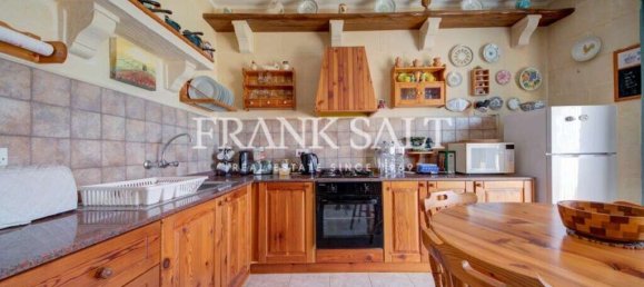 Квартира с 2 спальнями в Керчем, Мальта № 1067 5