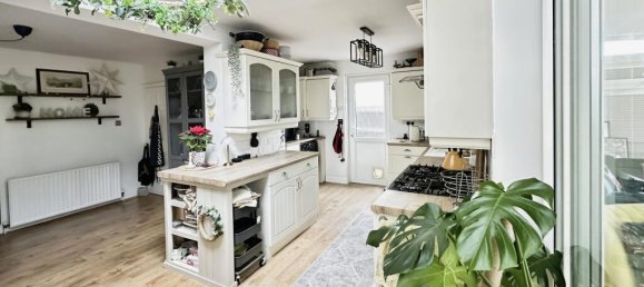 3 bedrooms House in Maidstone, United Kingdom No. 10564 4