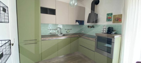 2-Zimmer Penthouse in Bari, Italy, Nr. 27239 4