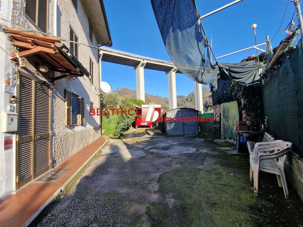 5 bedrooms House in Massarosa, Italy No. 192318