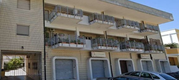 Apartamento de 8 divisões em Novoli, Italy N.º 180978 2