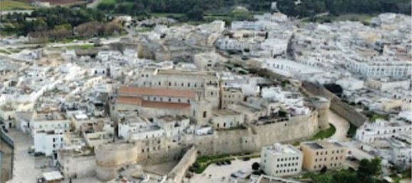 Apartamento de 8 divisões em Novoli, Italy N.º 180978 40