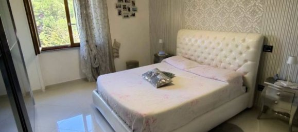 2 chambres Appartement à Montecorvino Rovella, Italy No. 281044 8