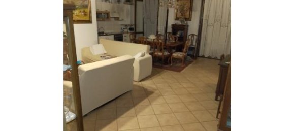 Квартира с 2 спальнями в Бедиццоле, Италия № 358190 4