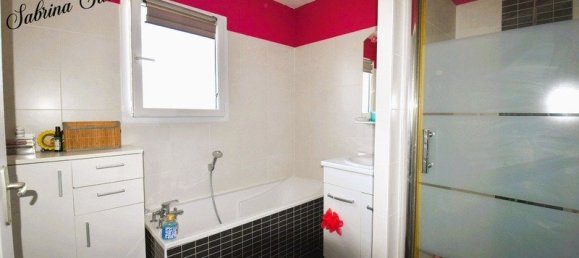 3 bedrooms House in Francheleins, France No. 196010 26