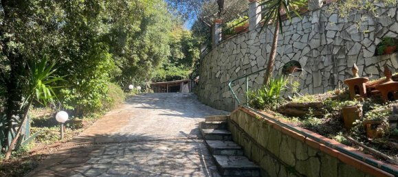 Villa T8 em Castiglione Chiavarese, Italy N.º 376397 5