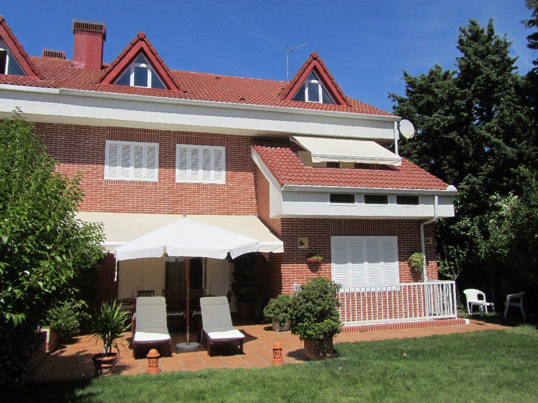 Casa de 6 dormitorios en Las Rozas de Madrid, Spain No. 94848