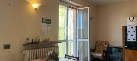 Apartamento de 2 dormitorios en Valdilana, Italy No. 174432 4